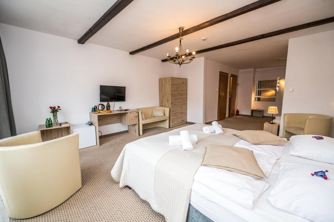 Hotel Ariston Карпач Экстерьер фото
