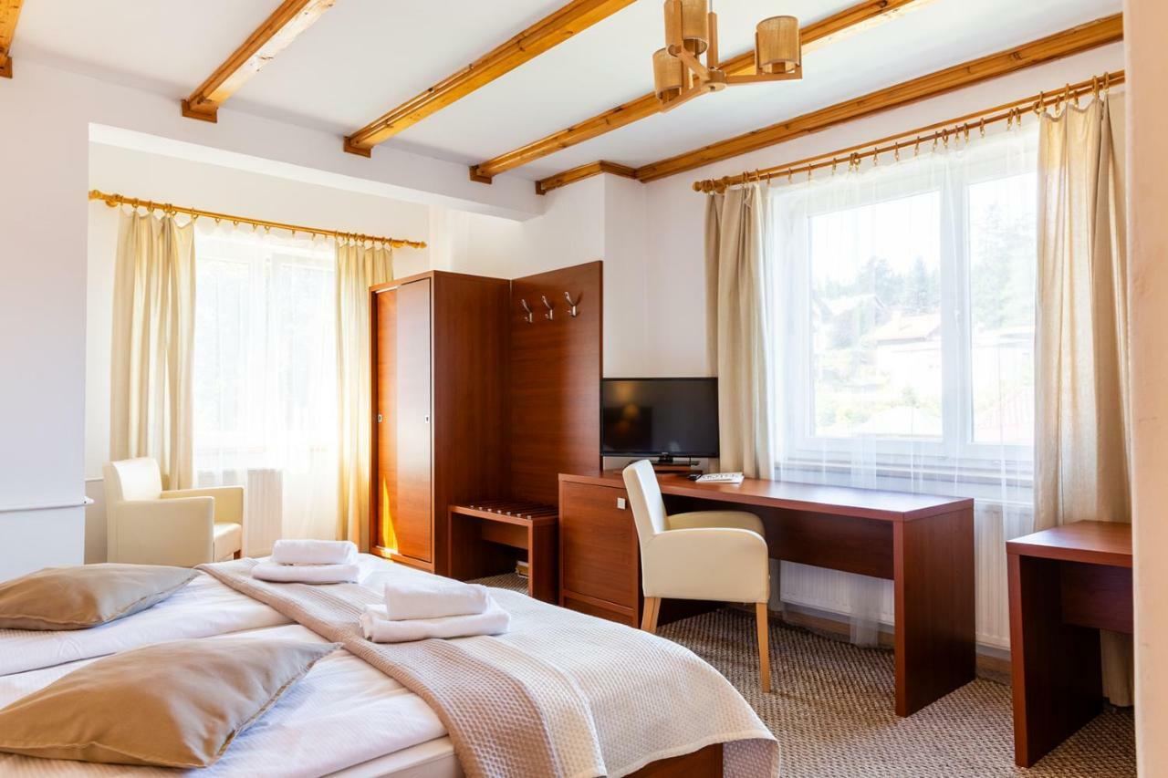 Hotel Ariston Карпач Экстерьер фото